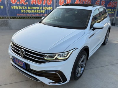 Volkswagen Tiguan 2.0 tdi R-Line 150cv dsg (3)