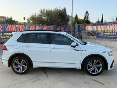 Volkswagen Tiguan 2.0 tdi R-Line 150cv dsg (5)
