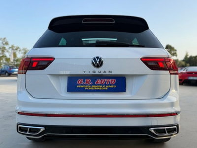 Volkswagen Tiguan 2.0 tdi R-Line 150cv dsg (7)