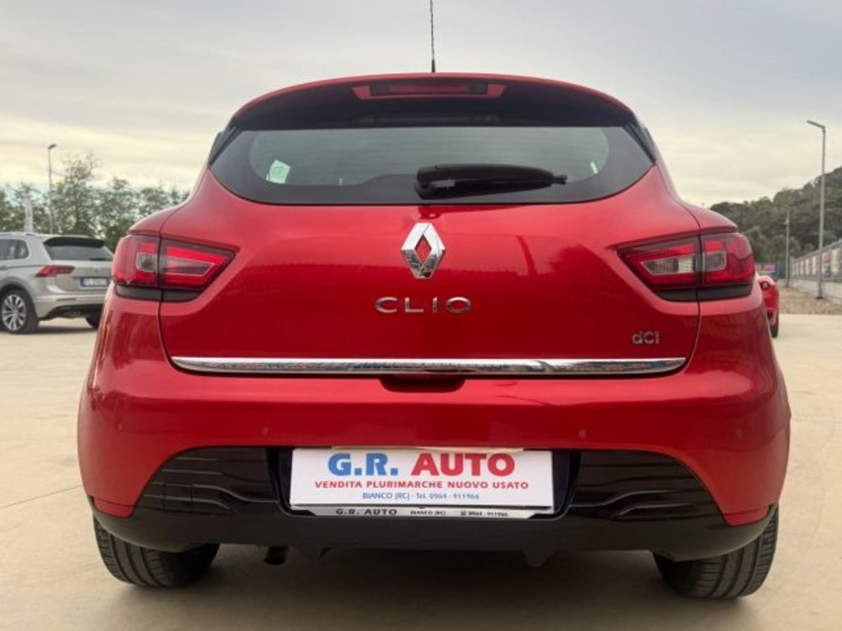 Renault Clio 1.5 dCi 75CV 5 porte Confort (7)