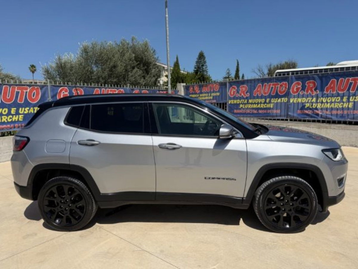 Jeep Compass 2.0 Multijet II 4WD Limited (5)