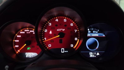 Porsche 718 Cayman  Cayman 4.0 GT4 (19)