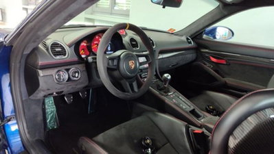 Porsche 718 Cayman  Cayman 4.0 GT4 (6)
