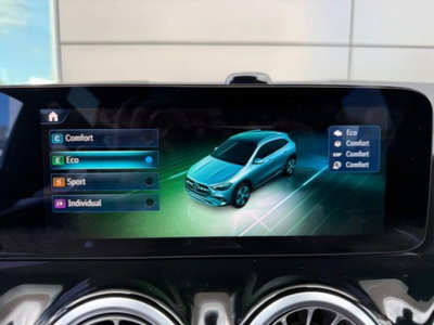 Mercedes-Benz GLA SUV 200 d AMG Line Premium Plus 4matic auto (17)