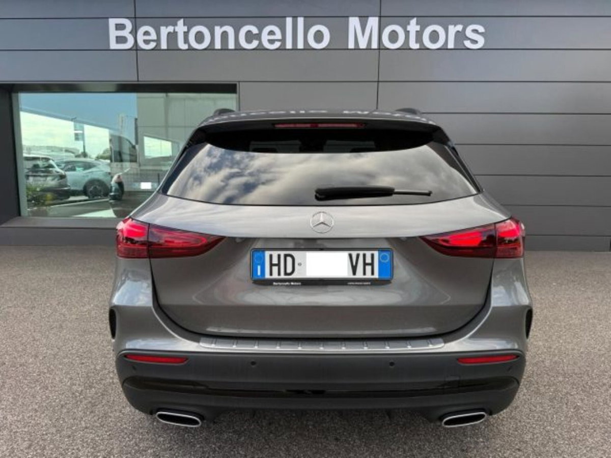 Mercedes-Benz GLA SUV 200 d AMG Line Premium Plus 4matic auto (5)