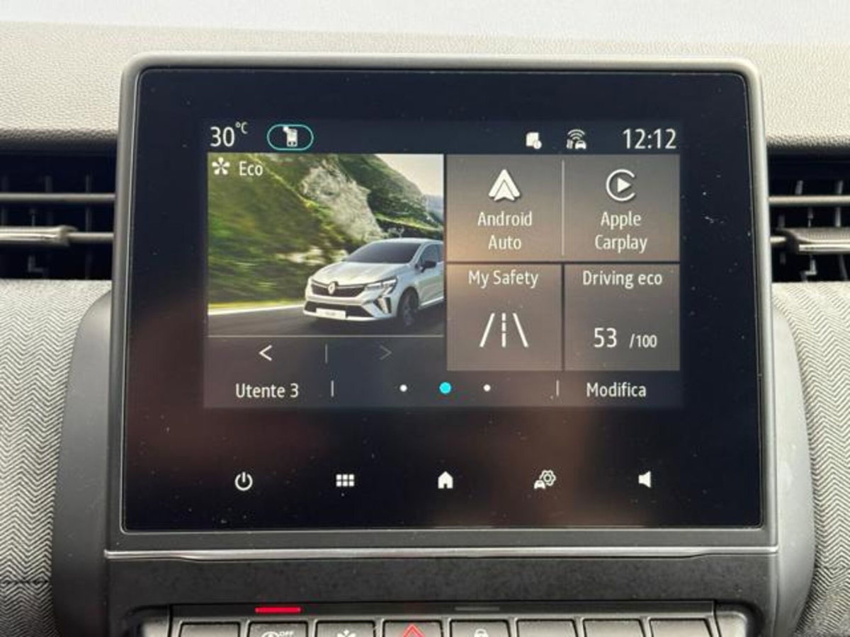 Renault Clio TCe 90 CV 5 porte Techno (19)