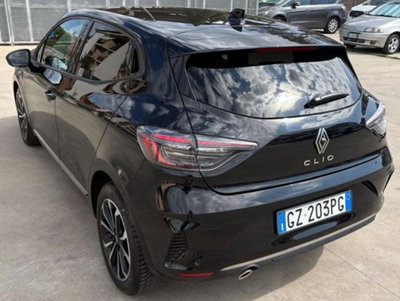 Renault Clio TCe 90 CV 5 porte Techno (3)