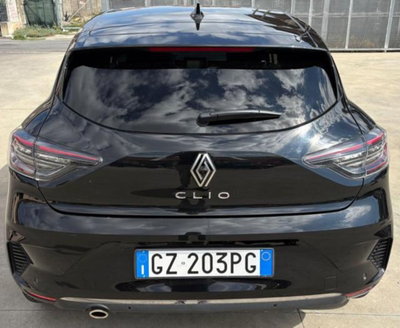 Renault Clio TCe 90 CV 5 porte Techno (4)