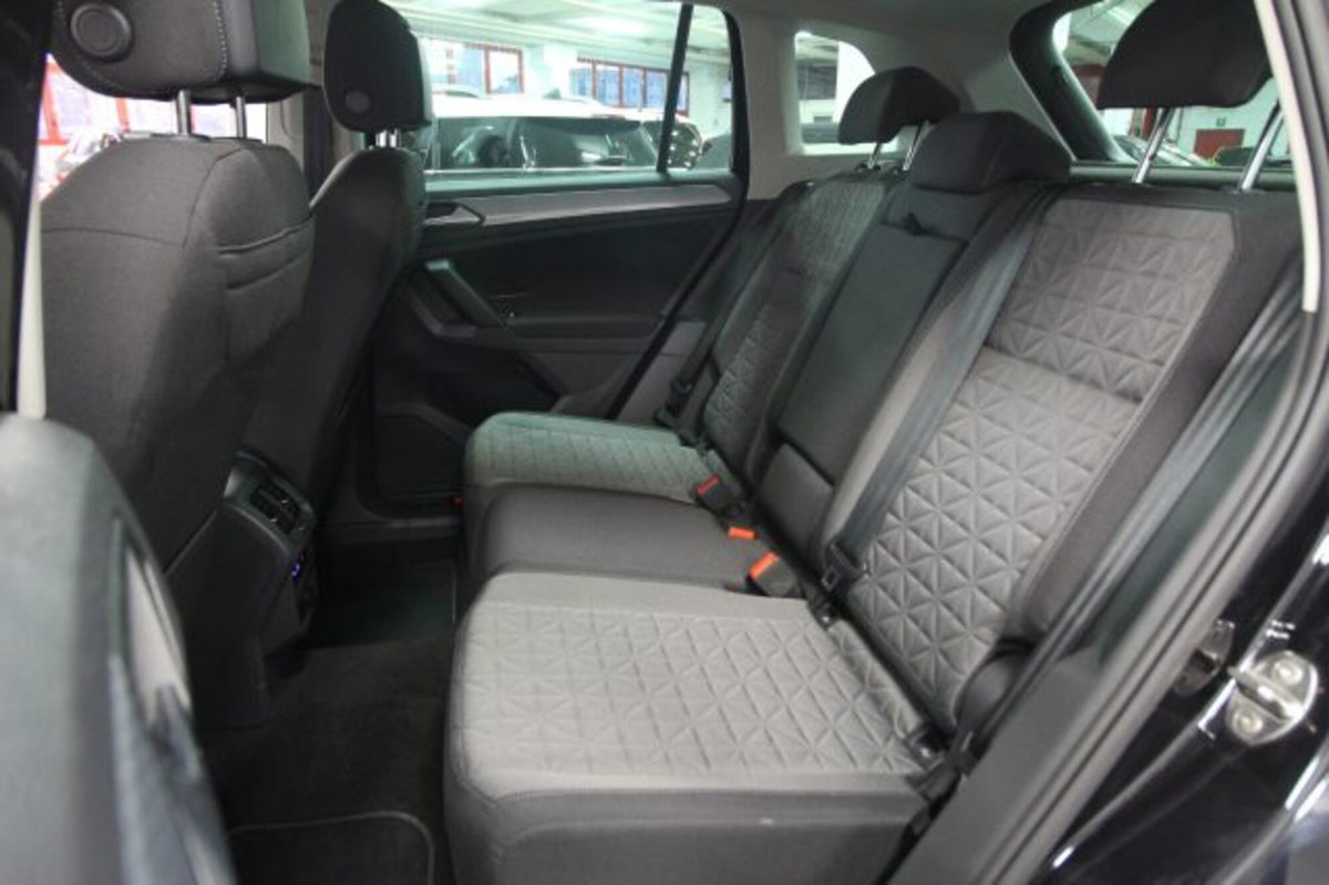 Volkswagen Tiguan 1.4 TSI eHYBRID DSG Life (12)