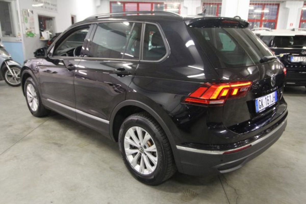 Volkswagen Tiguan 1.4 TSI eHYBRID DSG Life (4)
