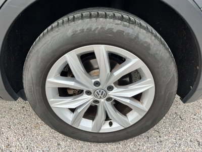 Volkswagen Tiguan 2.0 TDI SCR DSG Executive BlueMotion Technology (11)