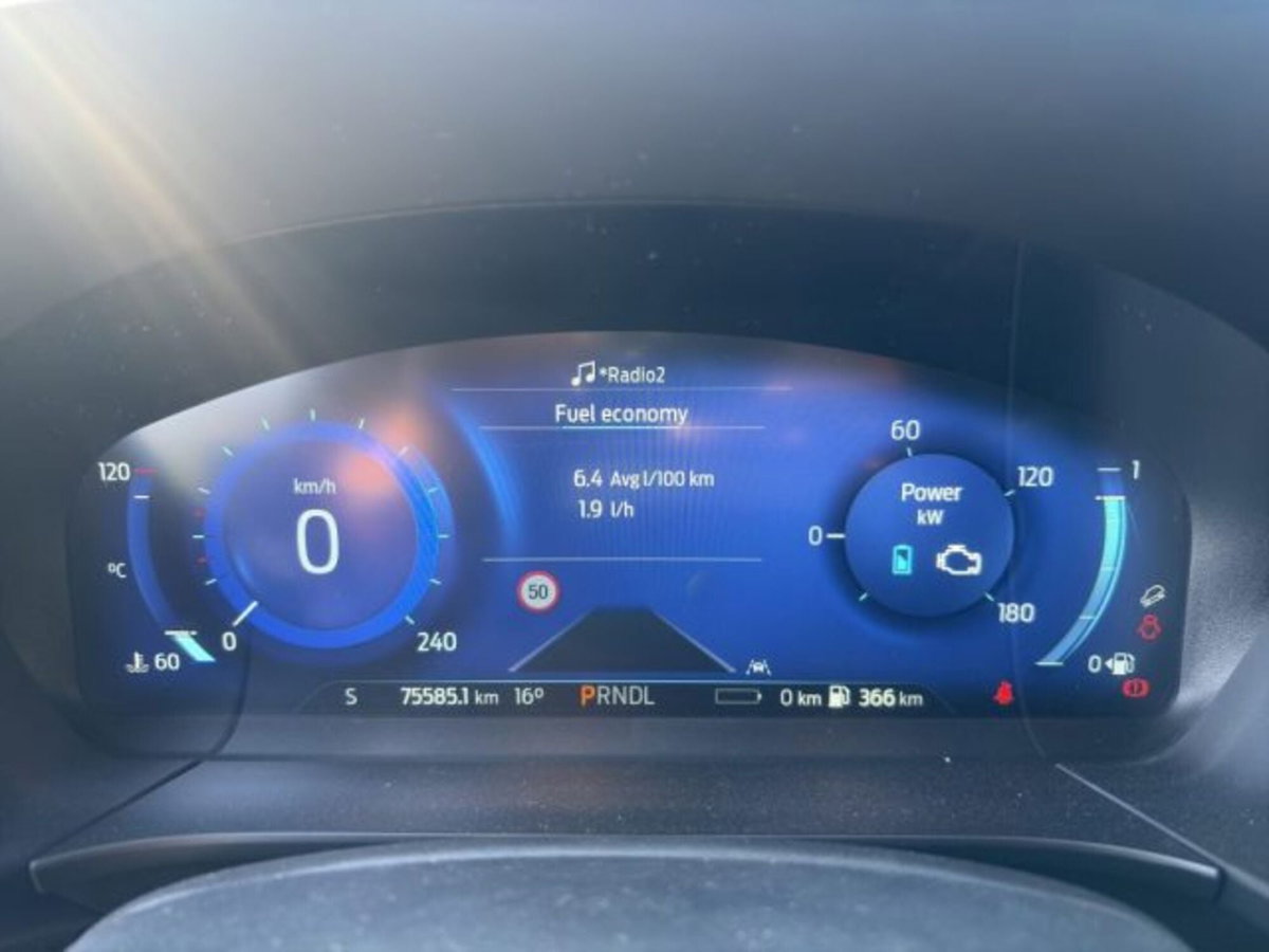 Ford Kuga 2.5 Plug In Hybrid 225 CV CVT 2WD ST-Line (14)
