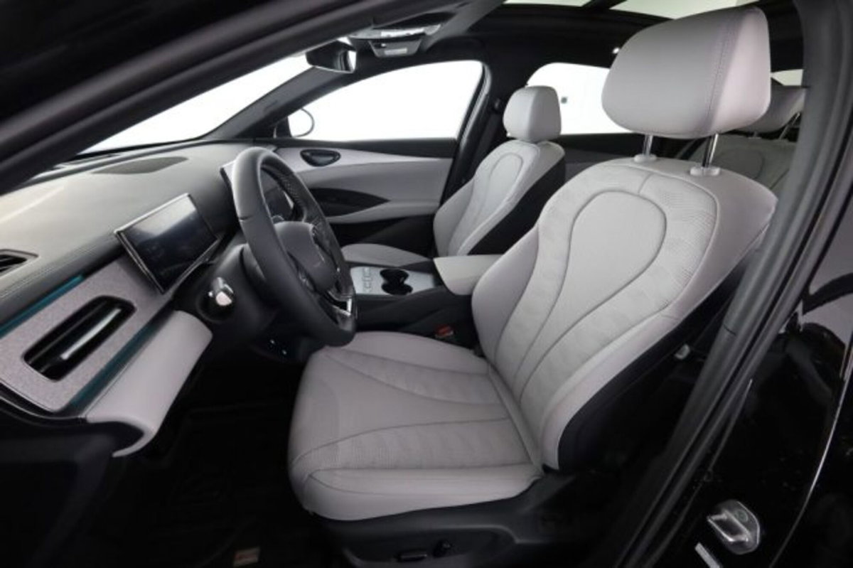 Byd Seal 6 DM-i 1.5 phev Comfort Lite (2)