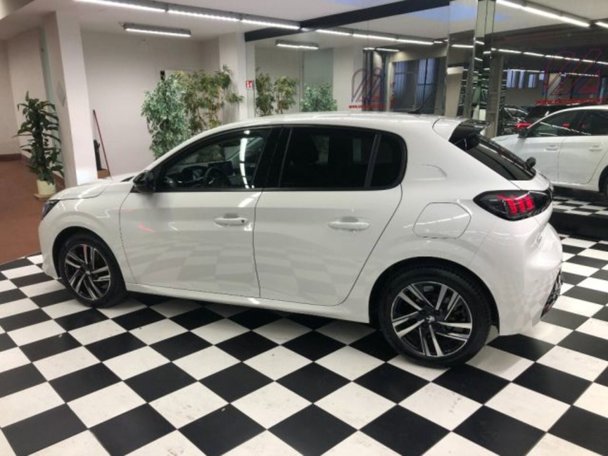 Peugeot 208 PureTech 100 Stop&Start 5 porte Allure (7)