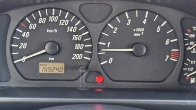 Opel Agila 1.2 16V Club (11)
