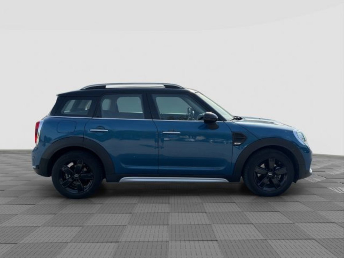 MINI Mini Countryman 2.0 Cooper D Essential Countryman (6)