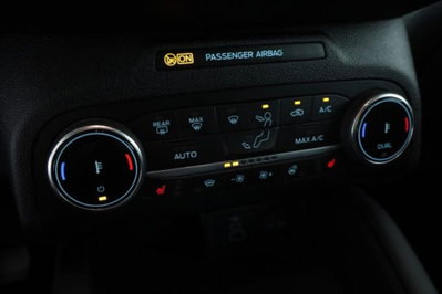 Ford Kuga 2.5 Plug In Hybrid 225 CV CVT 2WD ST-Line (13)