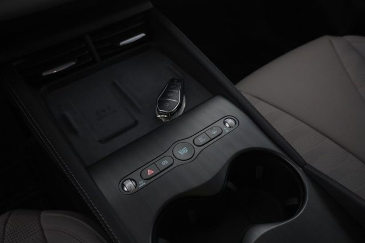 Byd Seal 6 DM-i 1.5 phev Comfort Lite (13)