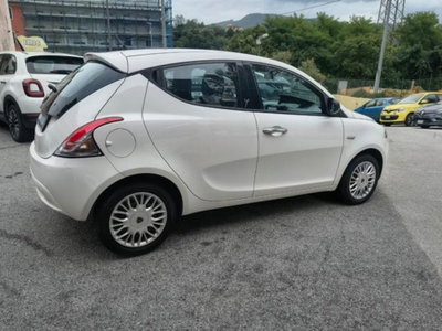 Lancia Ypsilon 1.2 69 CV 5 porte Silver (4)