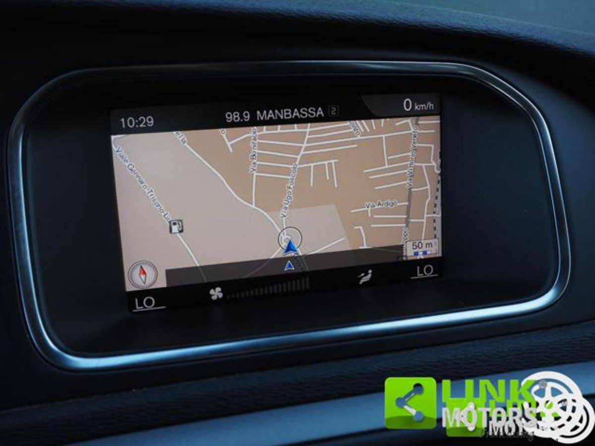 Volvo V40 D2 Geartronic Business (13)
