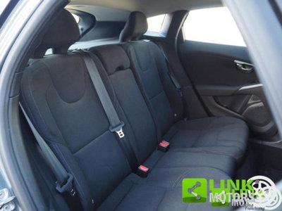 Volvo V40 D2 Geartronic Business (19)