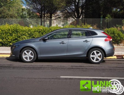 Volvo V40 D2 Geartronic Business (3)