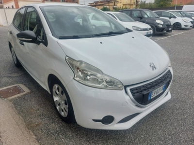 Peugeot 208 HDi 68 CV 5 porte Van (3)