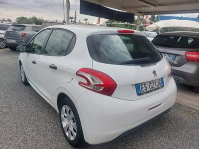 Peugeot 208 HDi 68 CV 5 porte Van (5)