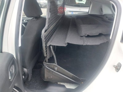 Peugeot 208 HDi 68 CV 5 porte Van (7)