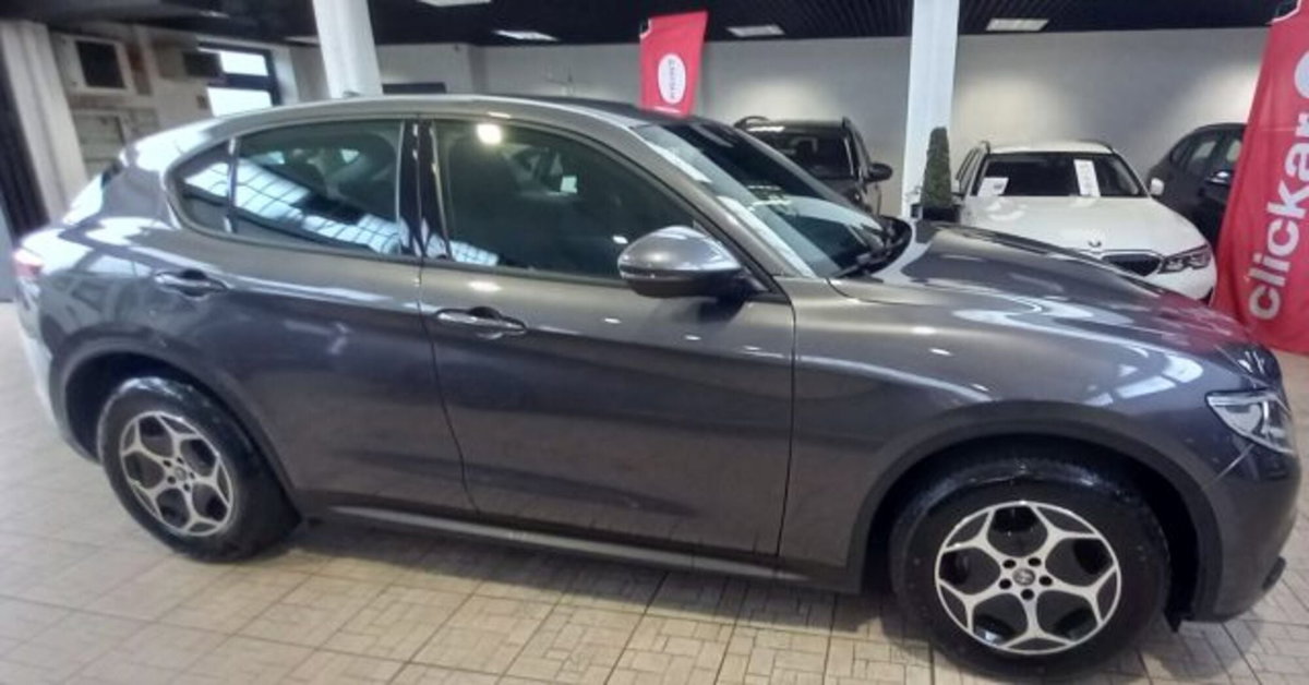Alfa Romeo Stelvio Stelvio 2.2 Turbodiesel 160 CV AT8 RWD Super Business (2)