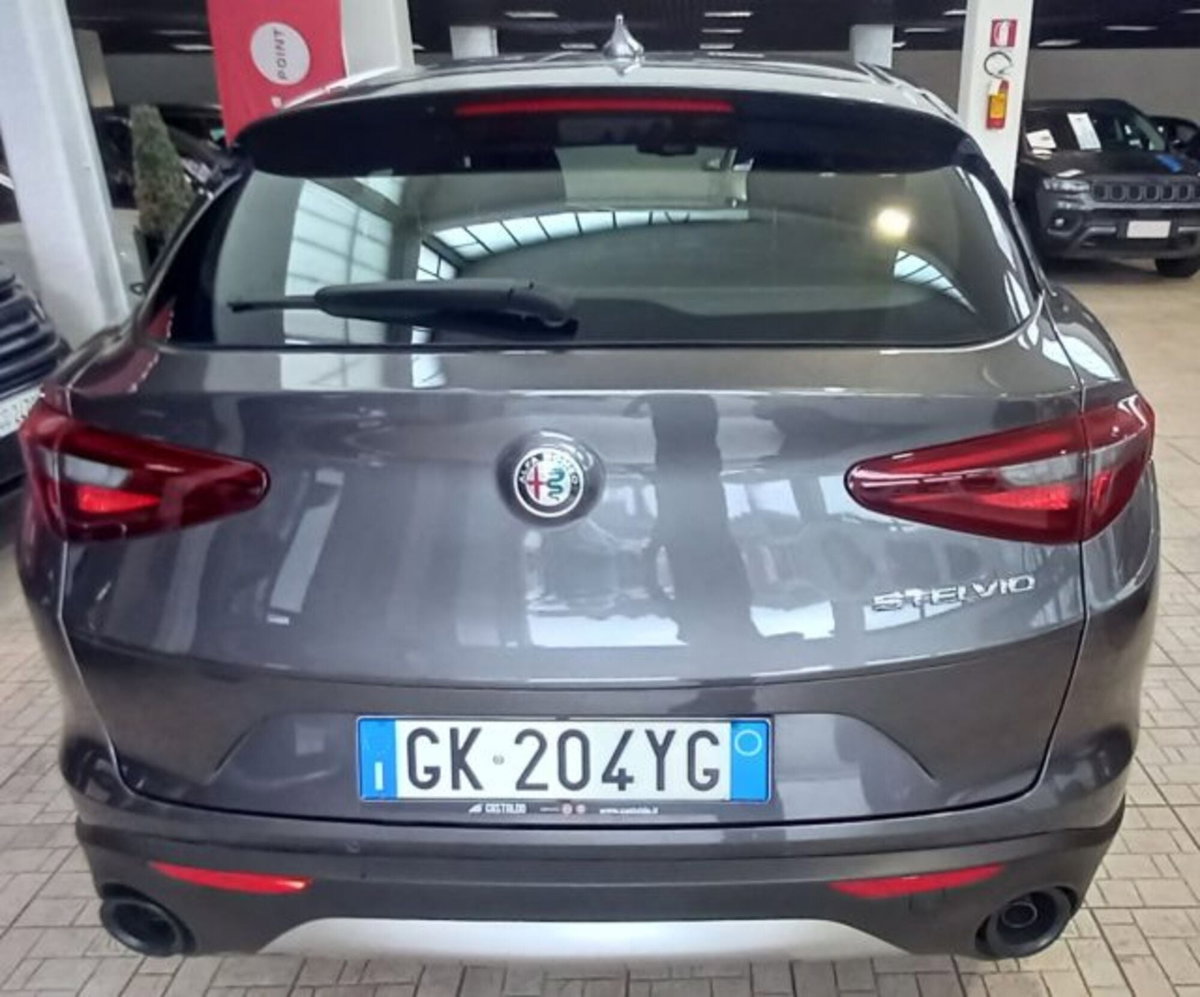 Alfa Romeo Stelvio Stelvio 2.2 Turbodiesel 160 CV AT8 RWD Super Business (3)