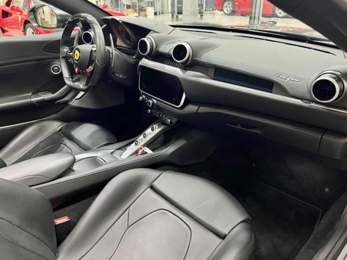 Ferrari Portofino Spider Portofino (10)
