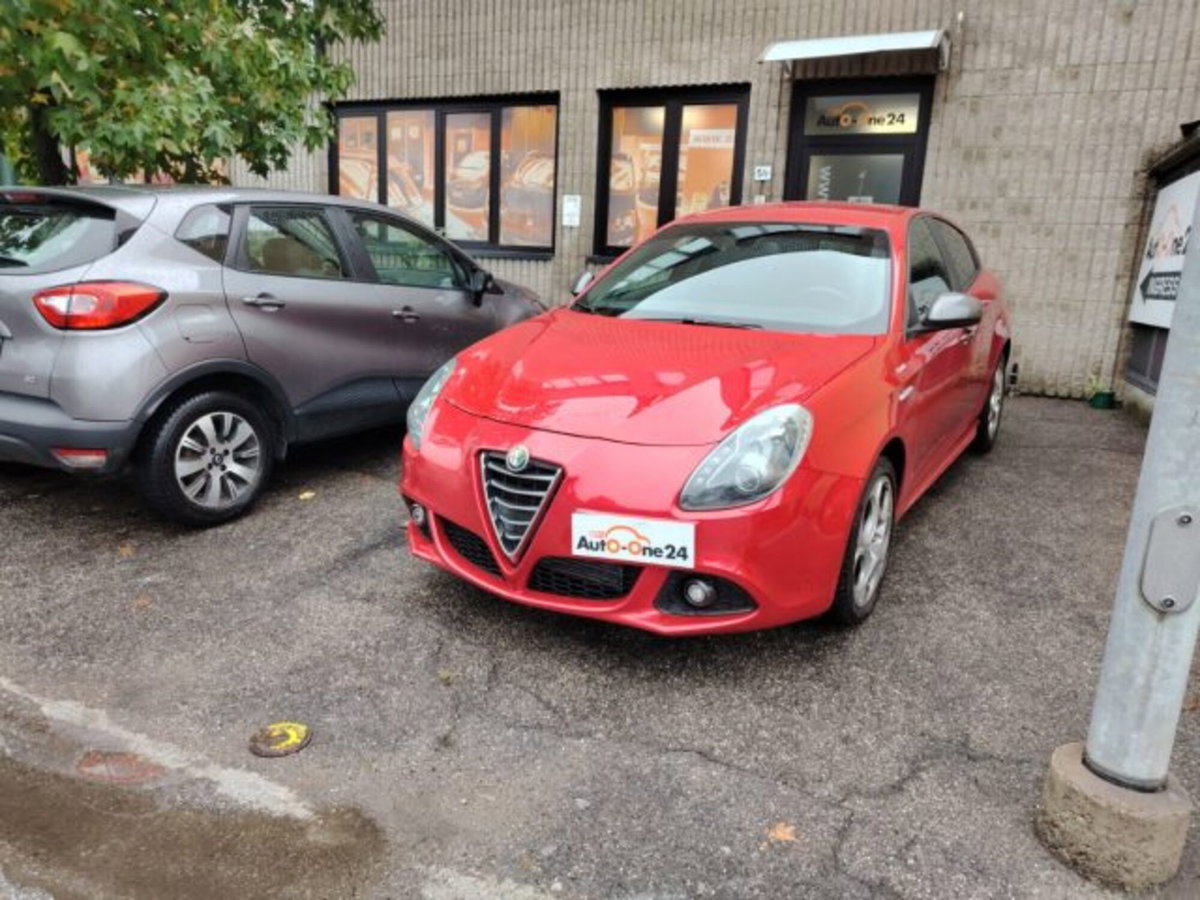 Alfa Romeo Giulietta 1.4 Turbo Sprint Gpl 120cv (2)