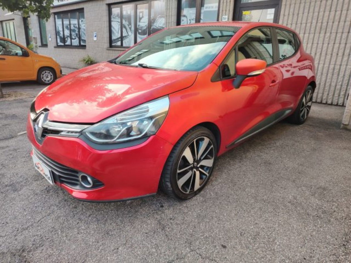 Renault Clio dCi 8V 90CV EDC Start&Stop 5 porte Energy Intens (3)