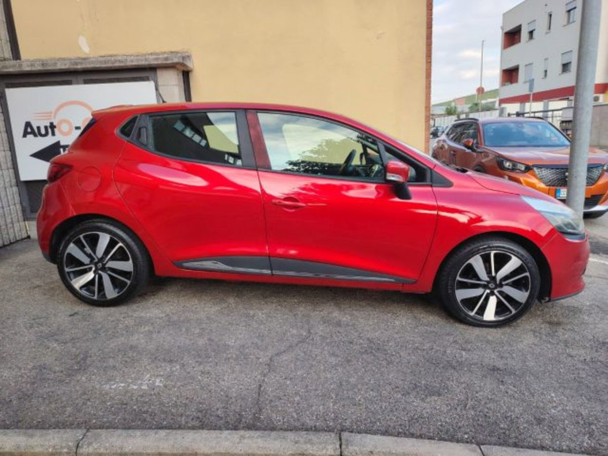 Renault Clio dCi 8V 90CV EDC Start&Stop 5 porte Energy Intens (4)
