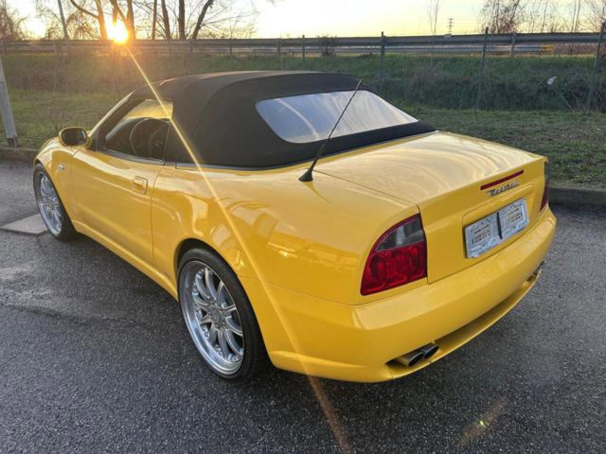 Maserati Spyder 4.2 V8 32V Cambiocorsa (7)
