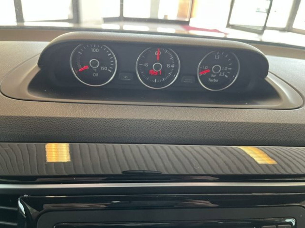 Volkswagen Maggiolino 1.2 TSI Design (12)