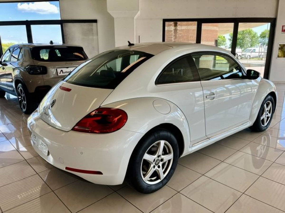 Volkswagen Maggiolino 1.2 TSI Design (4)