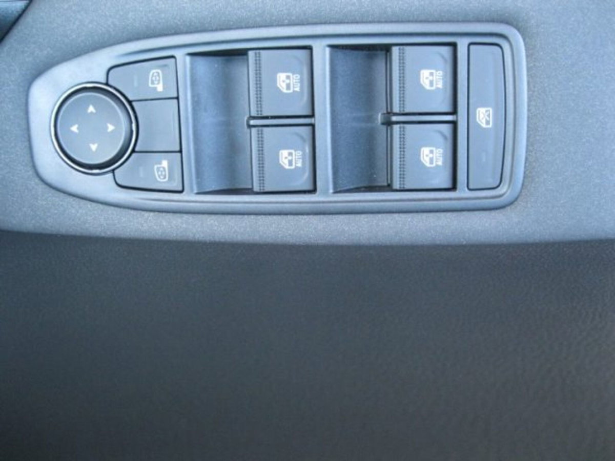 Renault Captur 1.0 eco-g Evolution 100cv (12)