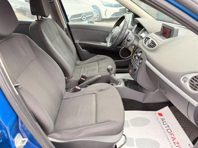 Renault Clio 1.5 dCi 85CV 5 porte Dynamique (12)