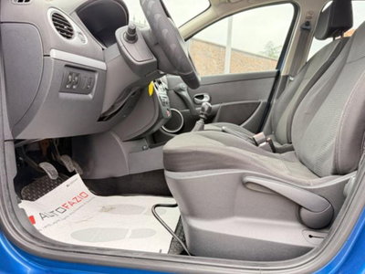 Renault Clio 1.5 dCi 85CV 5 porte Dynamique (17)