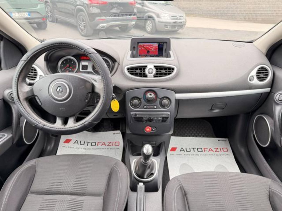 Renault Clio 1.5 dCi 85CV 5 porte Dynamique (2)