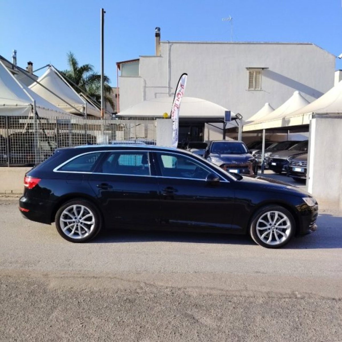 Audi A4 Avant 2.0 TDI 150 CV S tronic Business Sport (2)