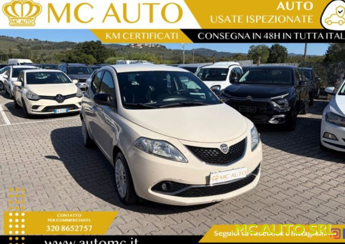 Lancia Ypsilon 1.2 69 CV 5 porte Gold