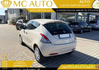 Lancia Ypsilon 1.2 69 CV 5 porte Gold (4)