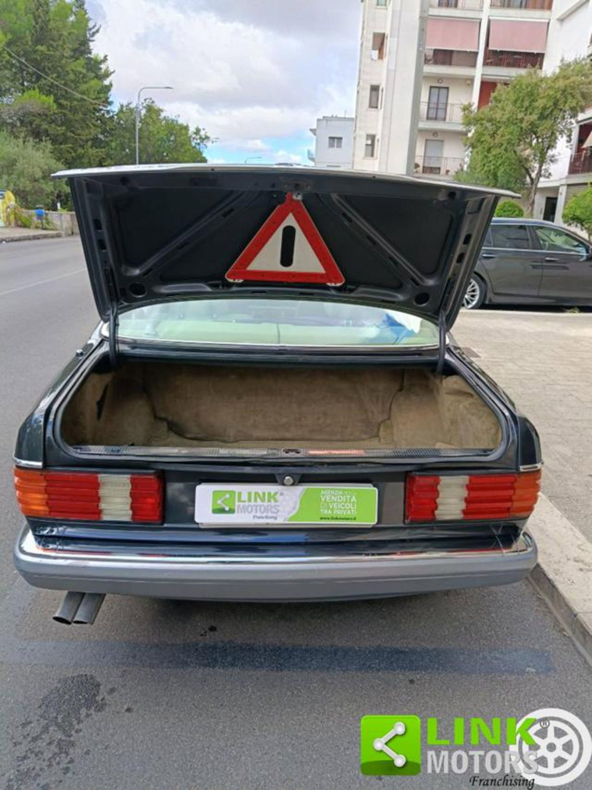 Mercedes-Benz 560 Coupé 560 SEC Coupé (18)