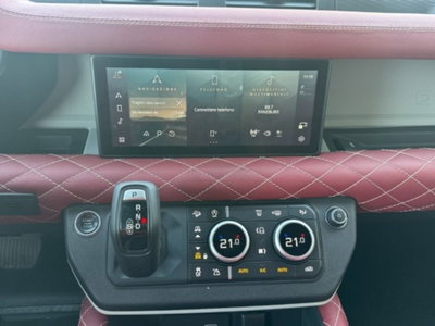 Land Rover Defender 90 3.0D I6 200 CV AWD Auto S (12)