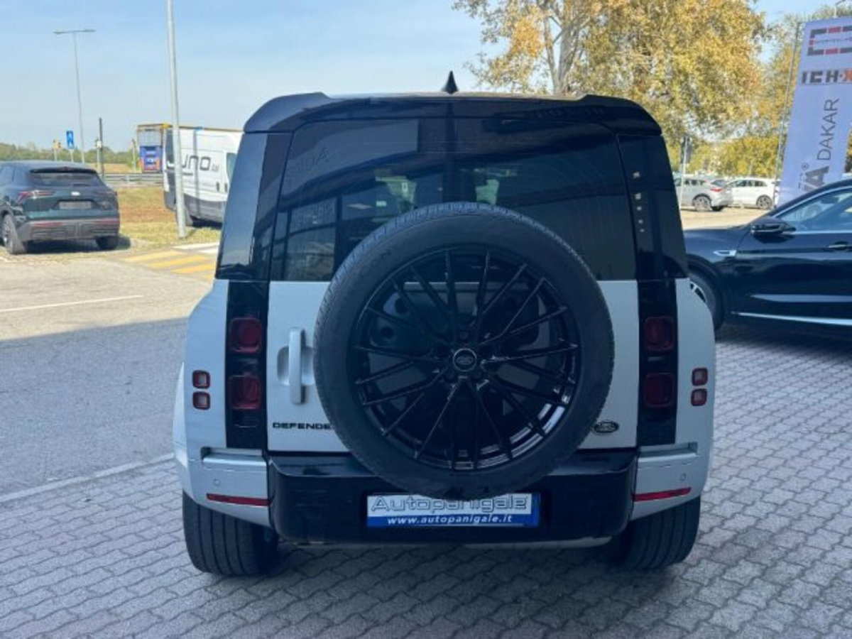Land Rover Defender 90 3.0D I6 200 CV AWD Auto S (6)