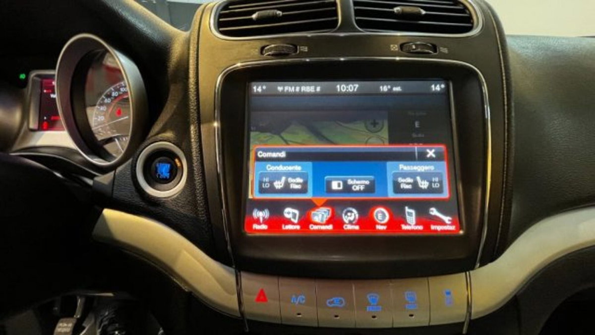 Fiat Freemont 2.0 Mjt 170 CV 4x4 Automatica Lounge (12)