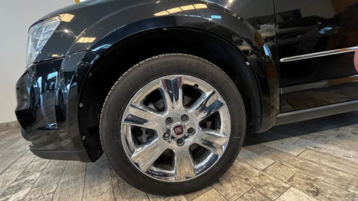Fiat Freemont 2.0 Mjt 170 CV 4x4 Automatica Lounge (4)